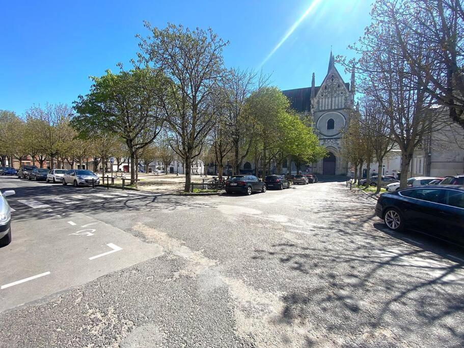Studio Coeur De Ville Proche Bords De Loire Orléans Exterior photo